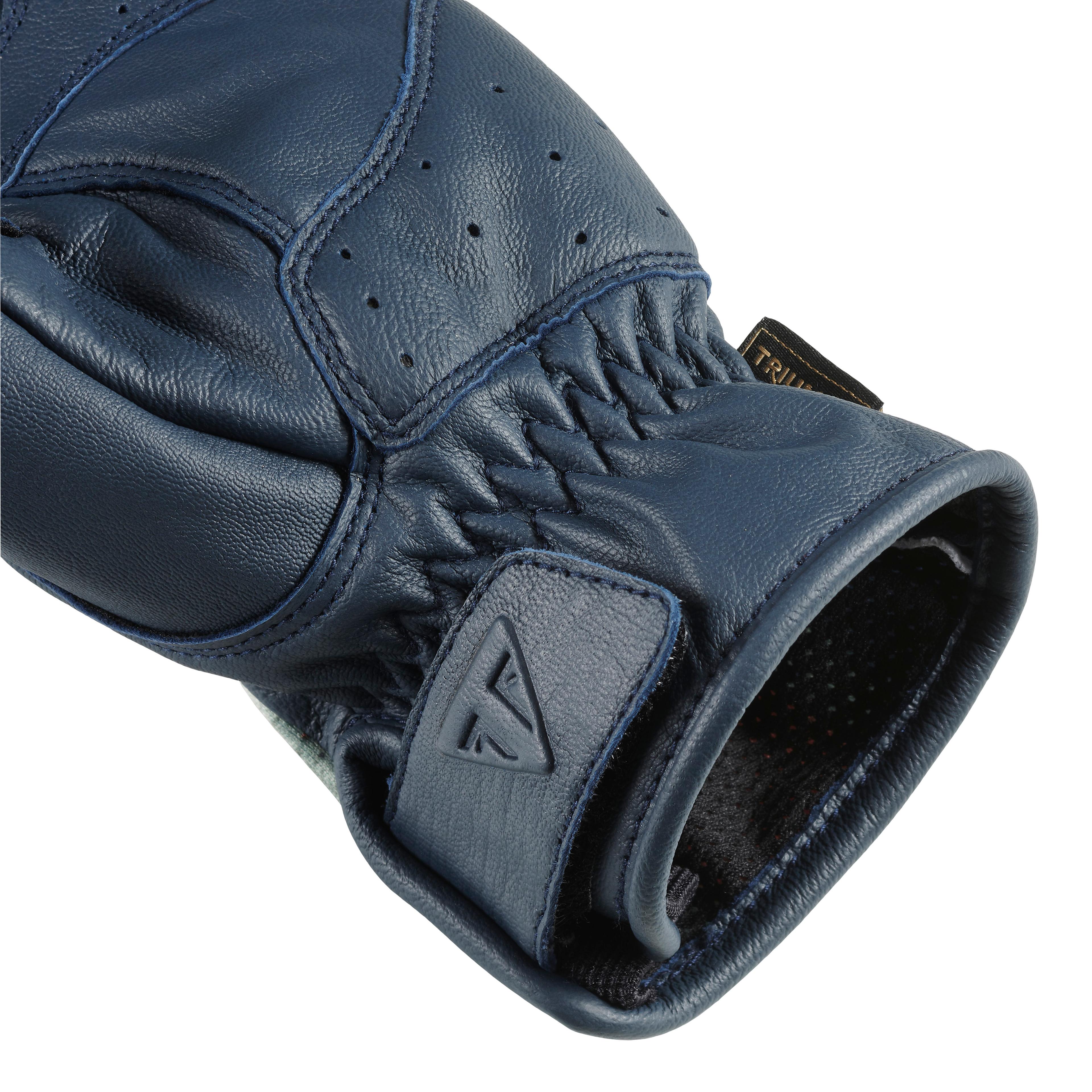Jack Glove photo 6
