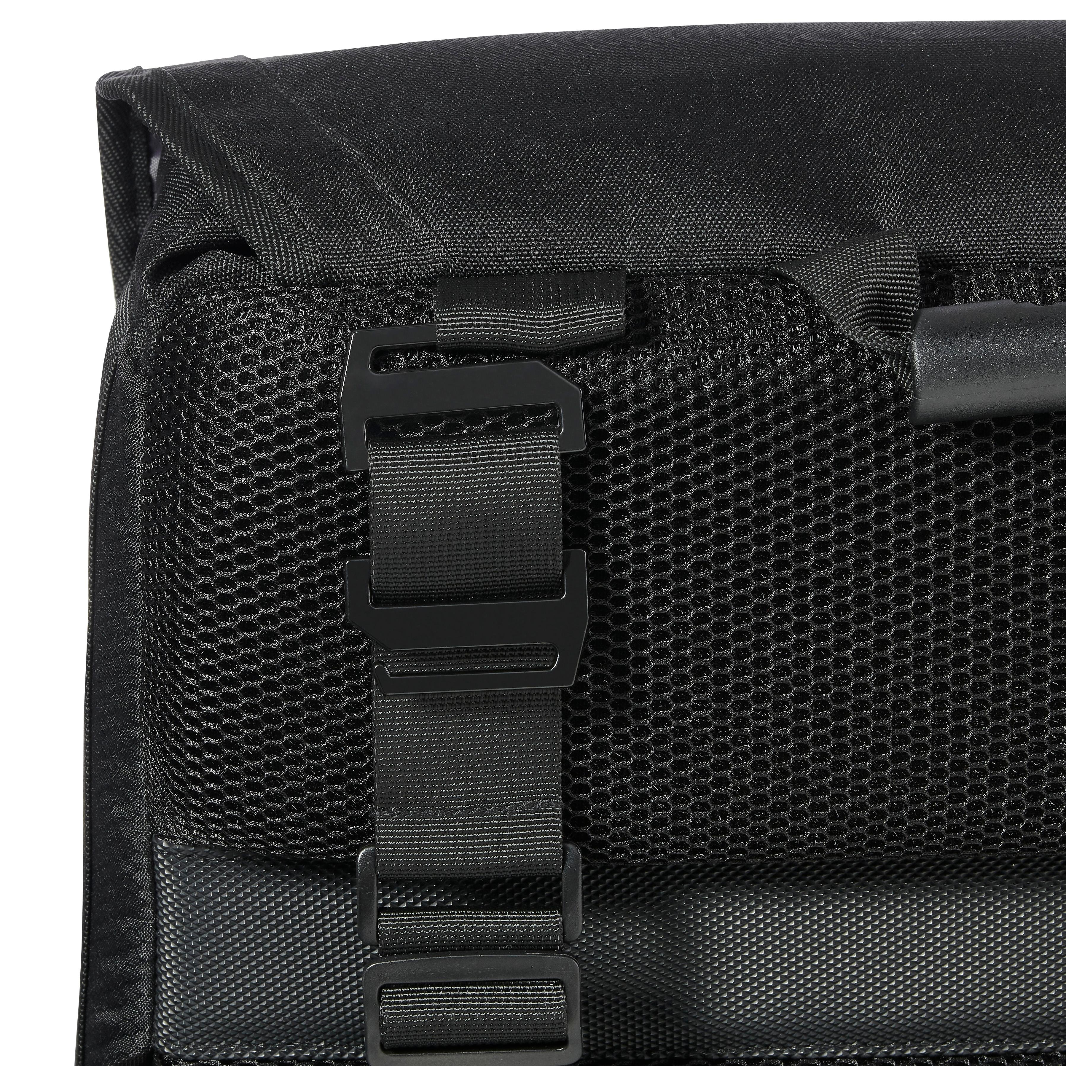10L Messenger Bag photo 4