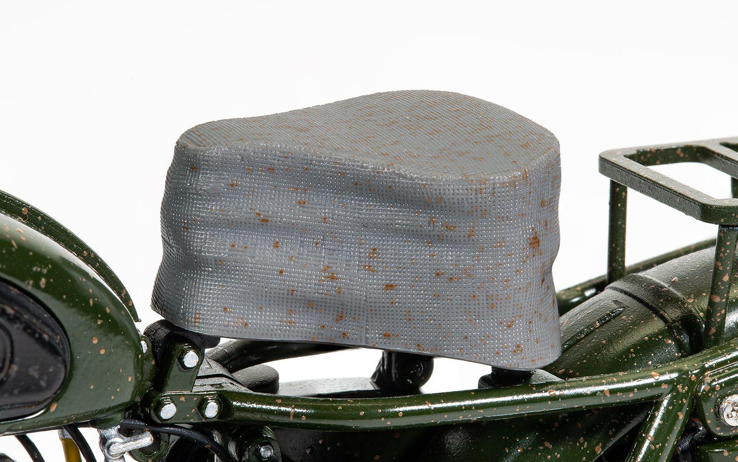 THE GREAT ESCAPE - TRIUMPH TR6 TROPHY (WEATHERED VERSION) image 6