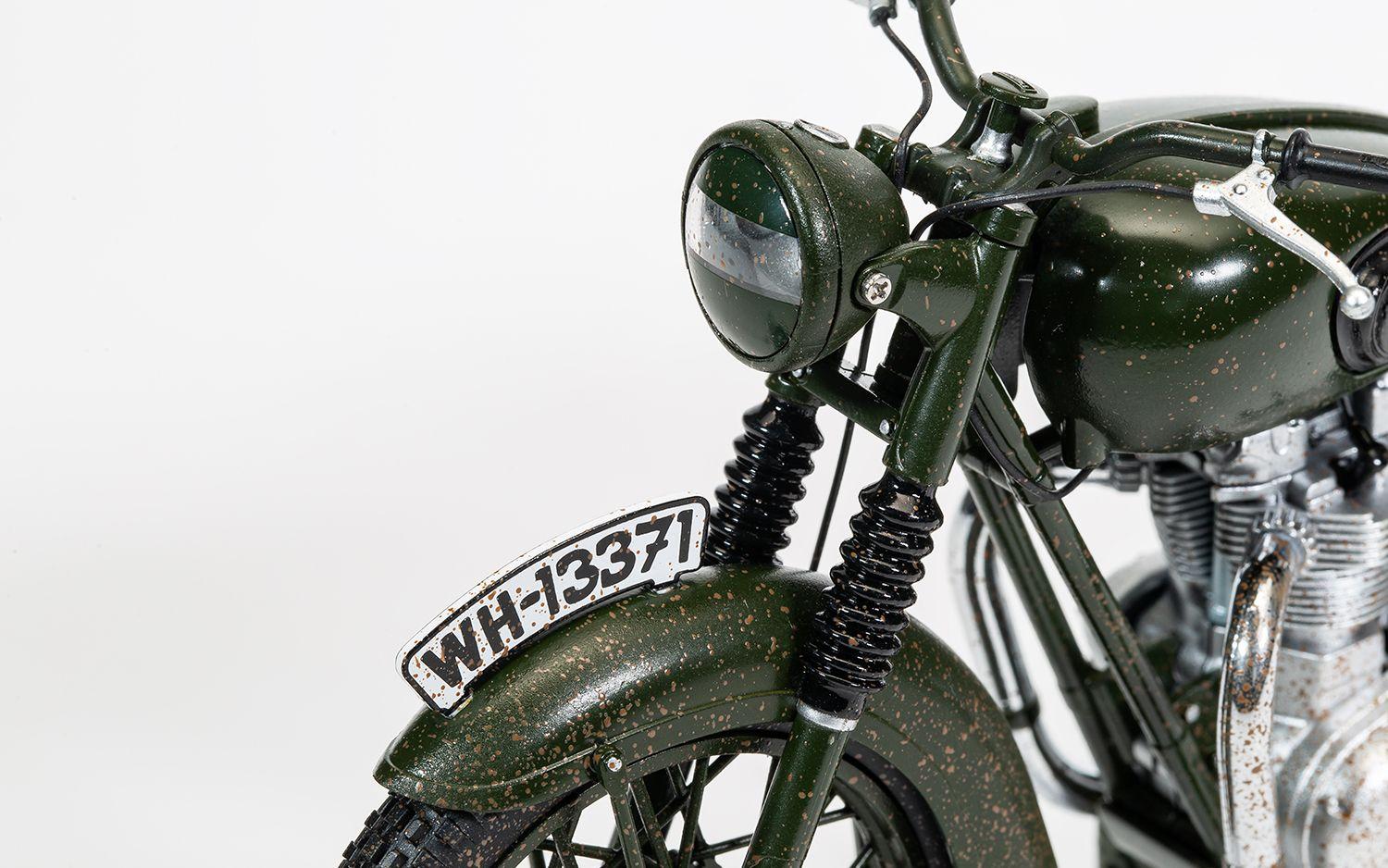 THE GREAT ESCAPE - TRIUMPH TR6 TROPHY (WEATHERED VERSION) image 4